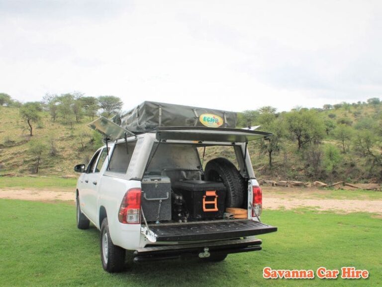 Toyota Hilux (Group GSX-2 Camping for 3 - 5 pax)