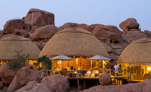 Kipwe Camp Lodge Twyfelfontein Campingplatz