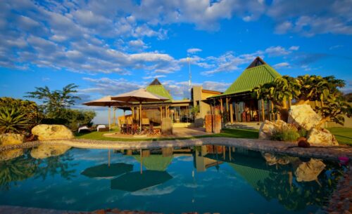 Otjiwa Safari Lodge Otjiwarongo luxury Swimming pool
